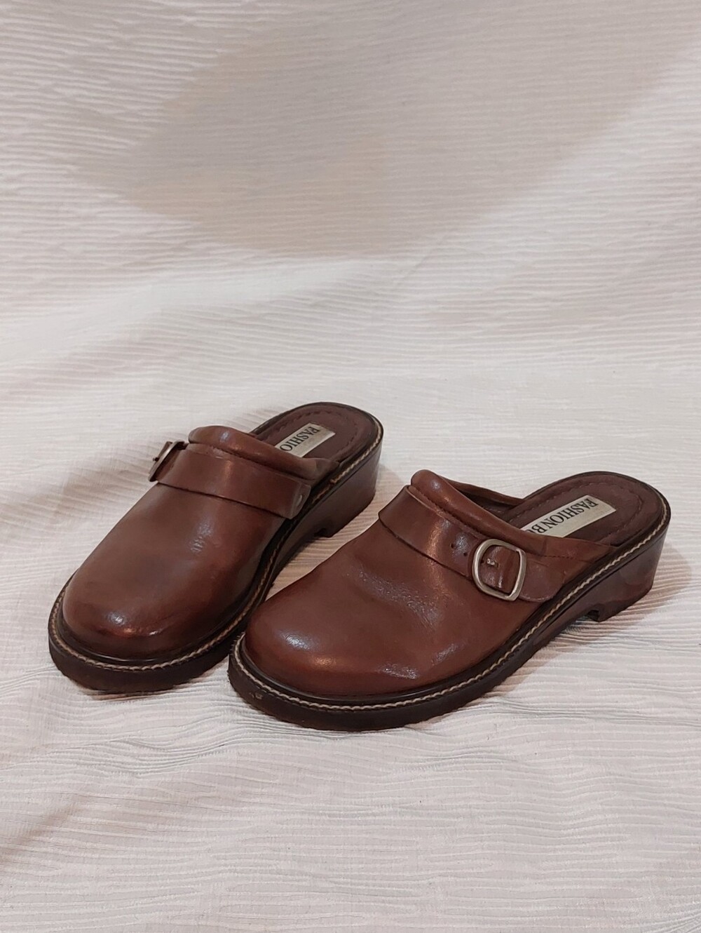 Fashion Bug Brown Leather Clog Mules with Buckle Size 7.5